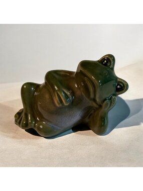 Vintage Ceramic Frog Figurine Decorative Green 4.25" Long 3" High Relaxed Pose